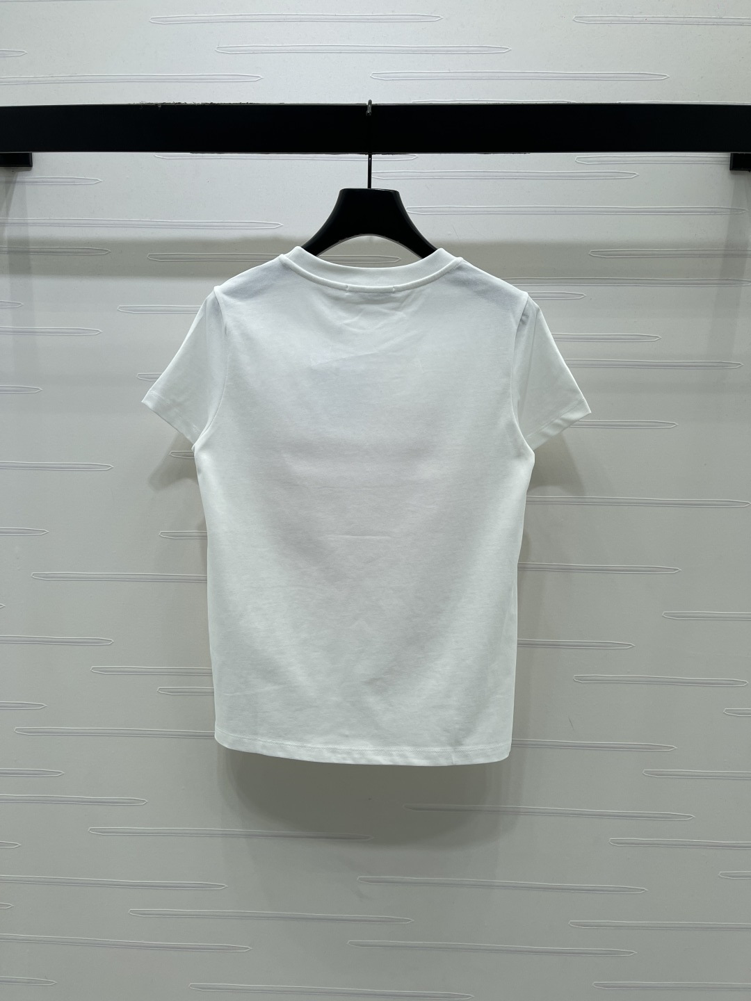 Women's short sleeves